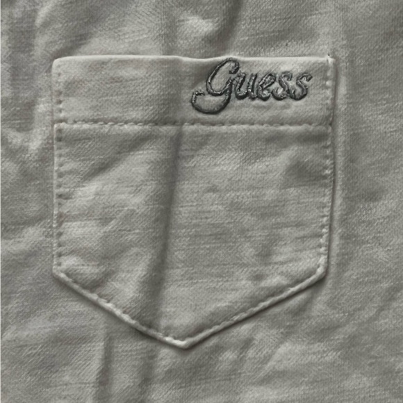 Guess White Short Sleeve Tee - Picture 2 of 4